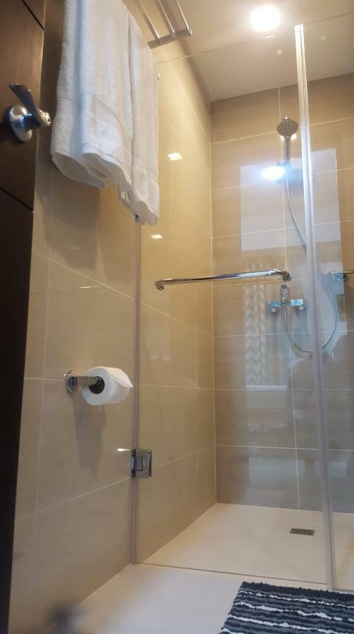 101 Newport Condo C2 马尼拉 外观 照片